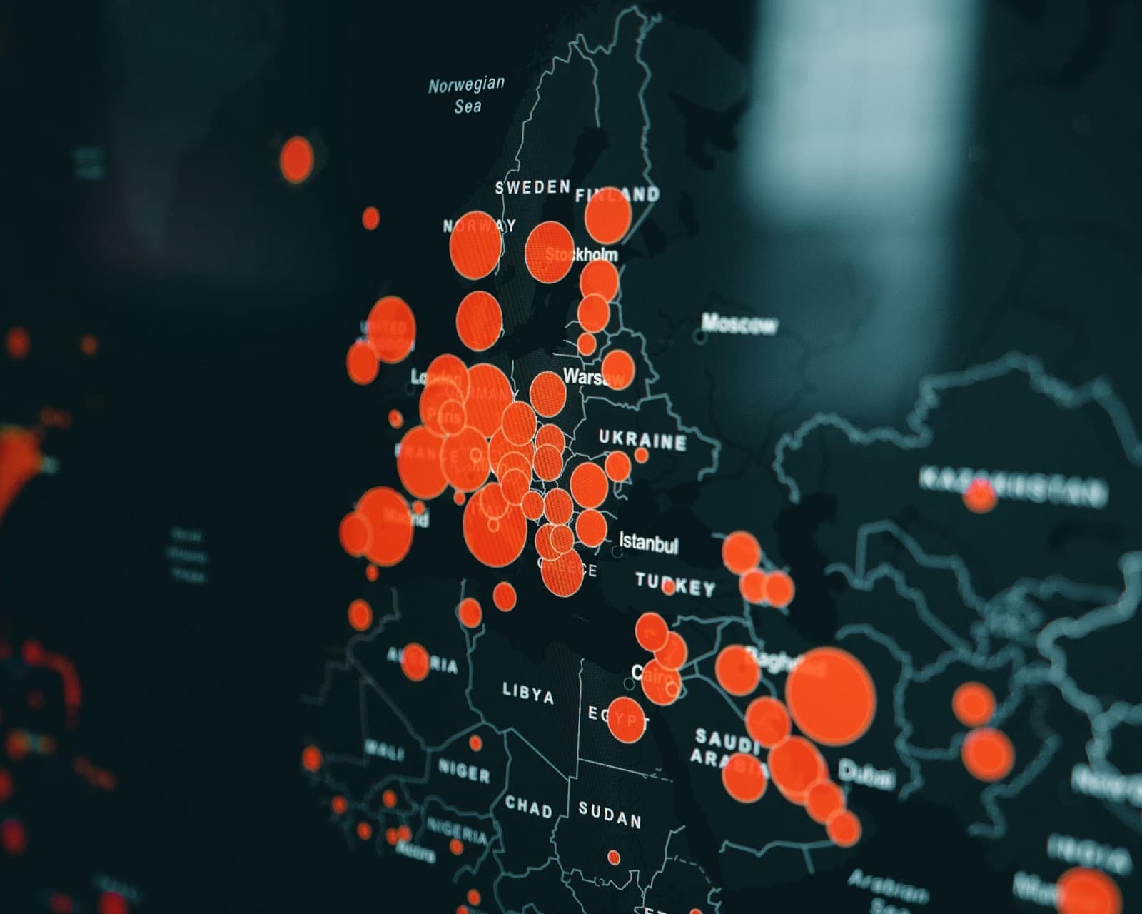 How Big Data is Helping in Big COVID-19 Pandemic Situation